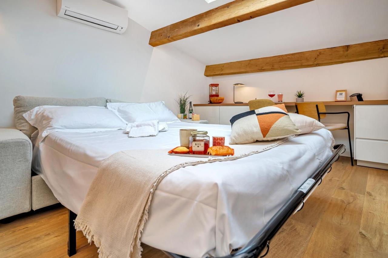 Appartement L'Hirondelle, Maison Authentique Provence เปอร์ทุยส์ ภายนอก รูปภาพ